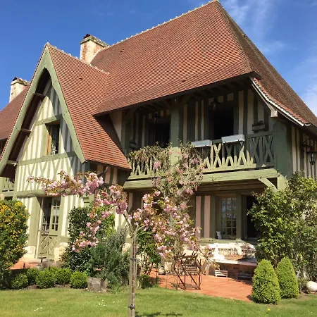 Manoir Des Douets Holiday home *