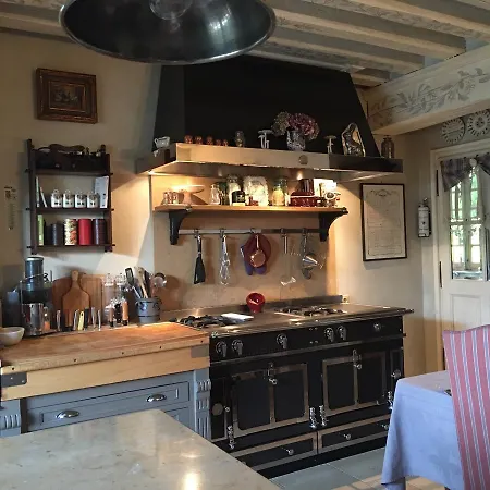 Manoir Des Douets Holiday home Beuvron-en-Auge