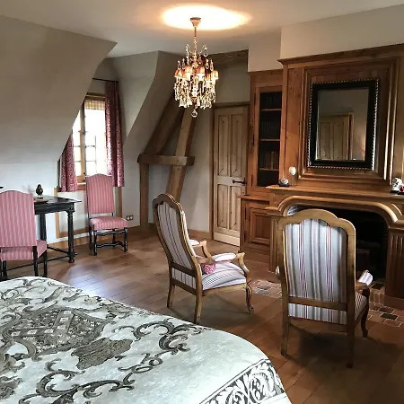 Manoir Des Douets Holiday home *